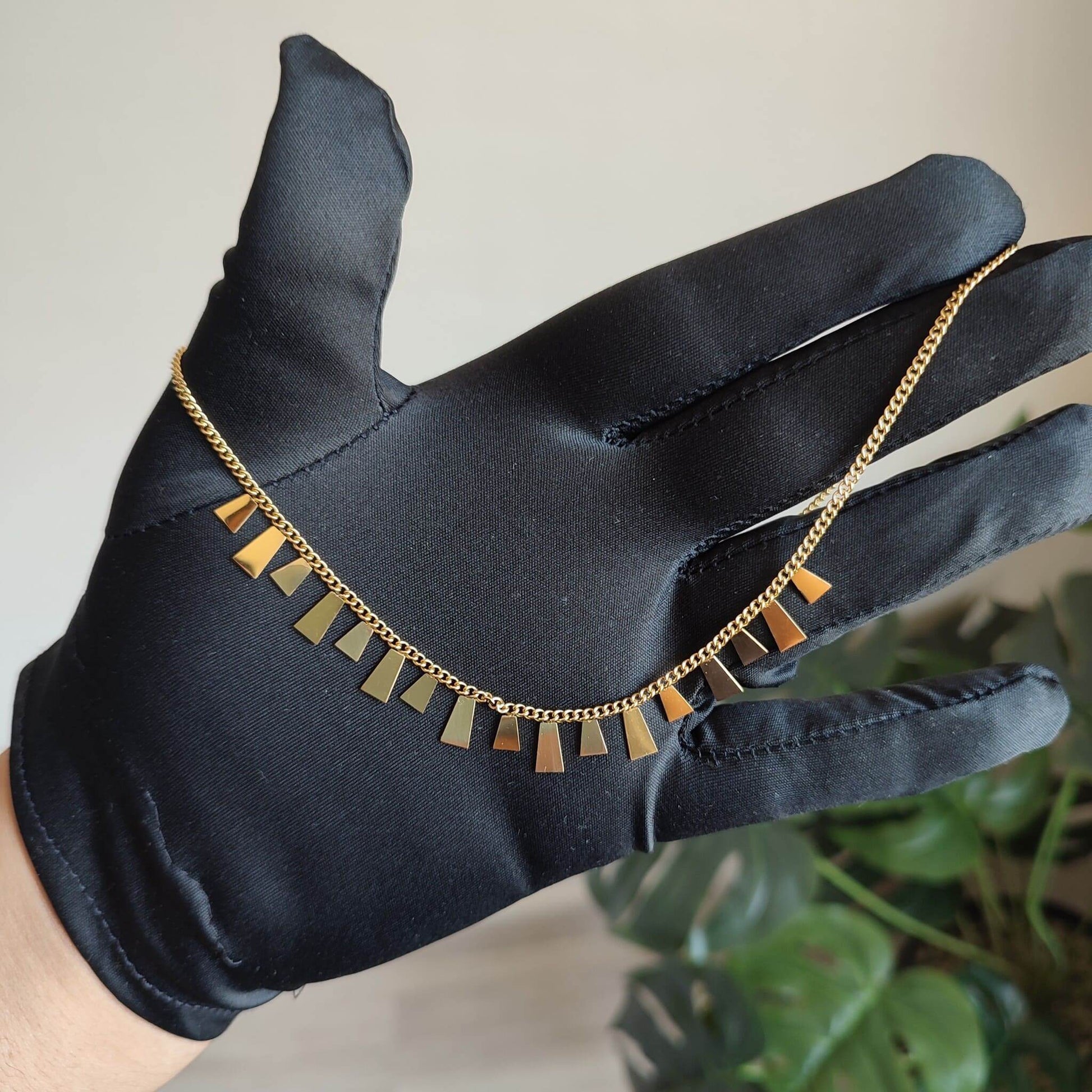 Collier Cascade Dorée - Boutique R Luxuria