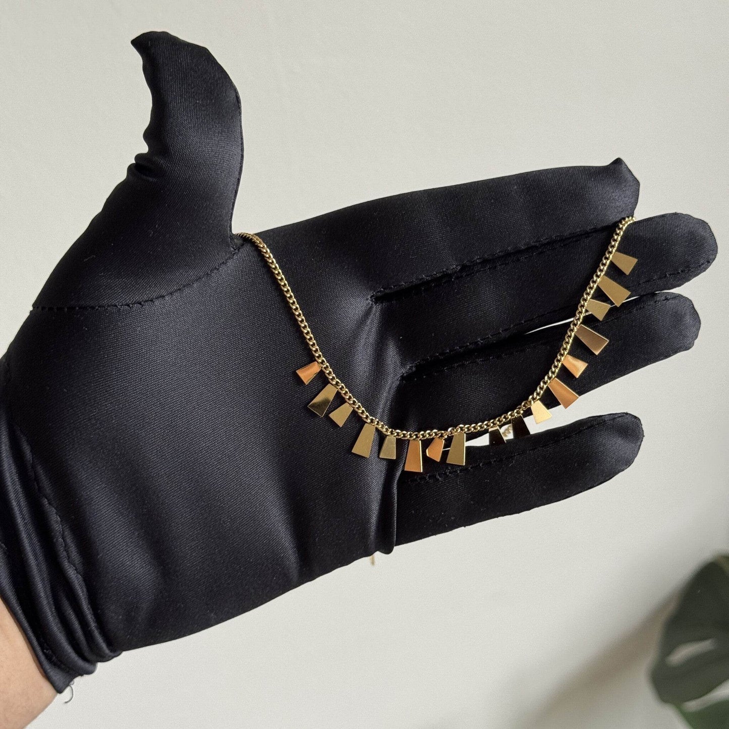 Collier Cascade Dorée - Boutique R Luxuria