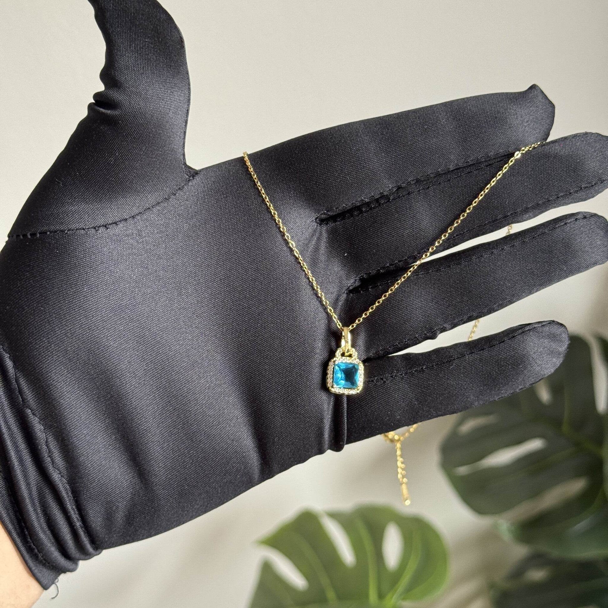 Collier Azur Doré - Boutique R Luxuria